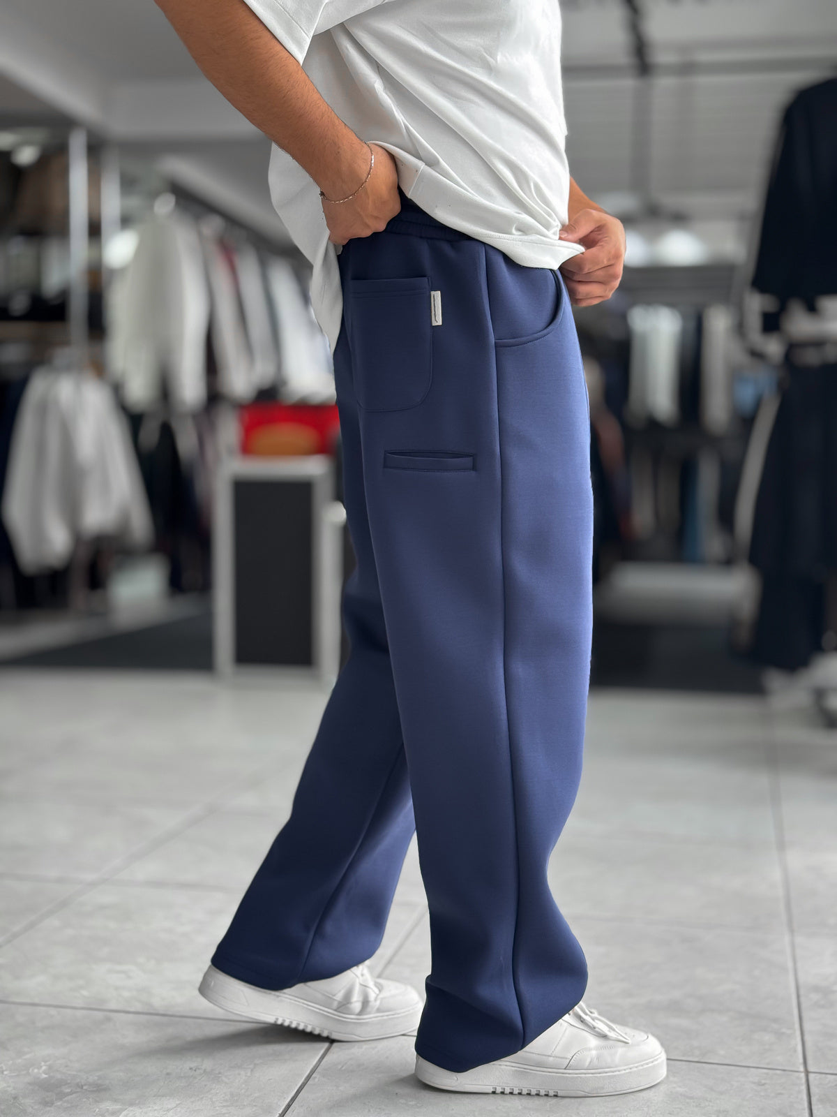 Sculpted Seam Relaxed Trousers