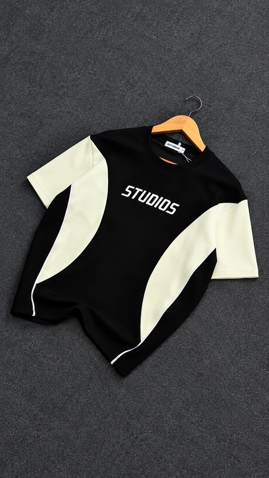 Studios Panel Oversized T-Shirt