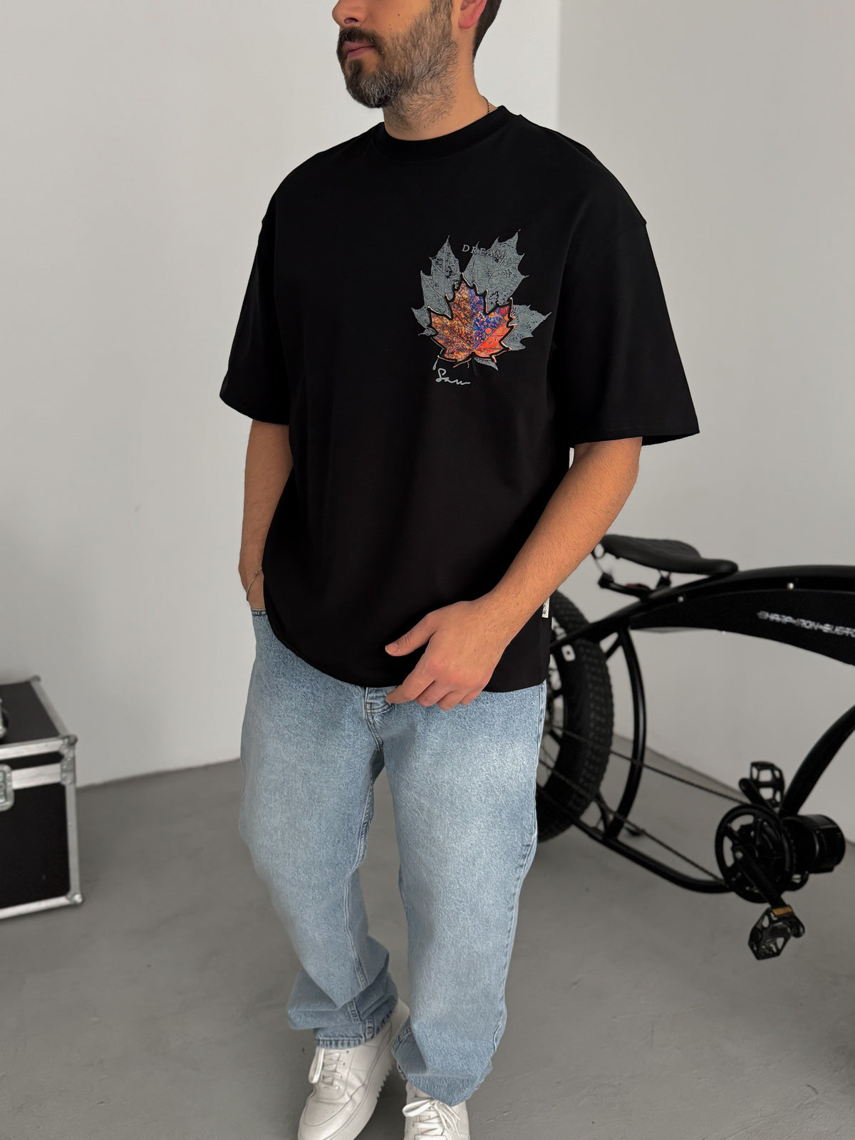 Black Leaf Patch Oversize T-Shirt