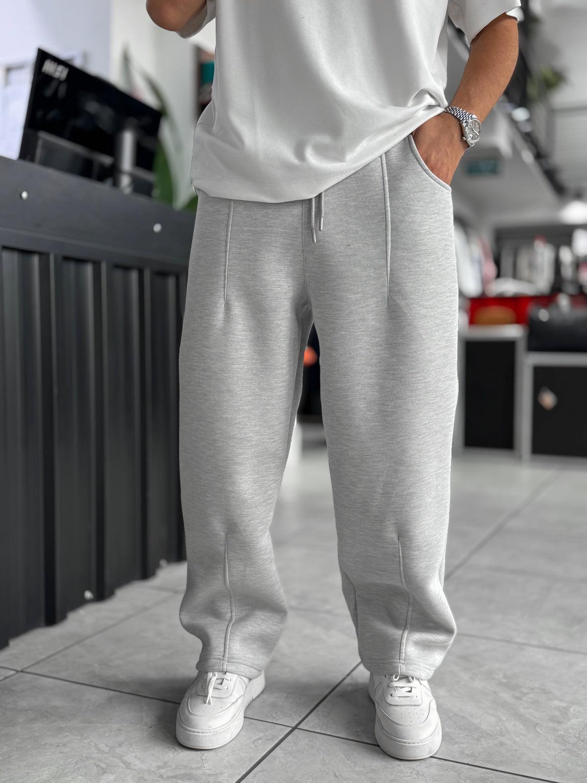 Sculpted Seam Relaxed Trousers