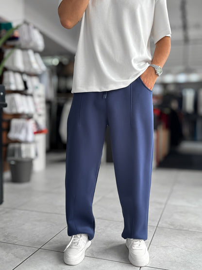 Sculpted Seam Relaxed Trousers
