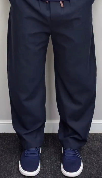 Lightweight Straight Leg Trouser
