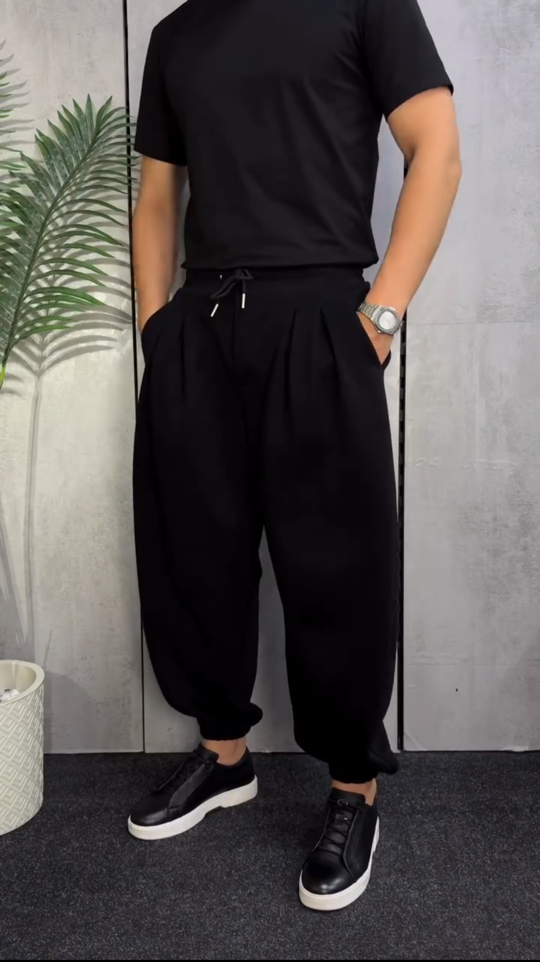Pleated Baggy Trousers | Black & Grey