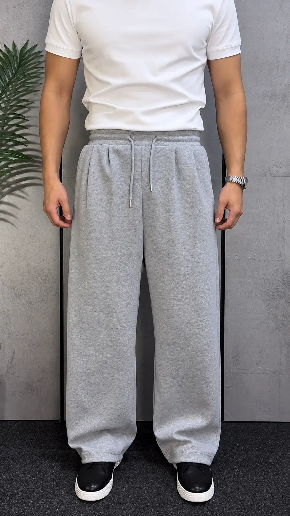 Wide-Leg Pleated Trousers