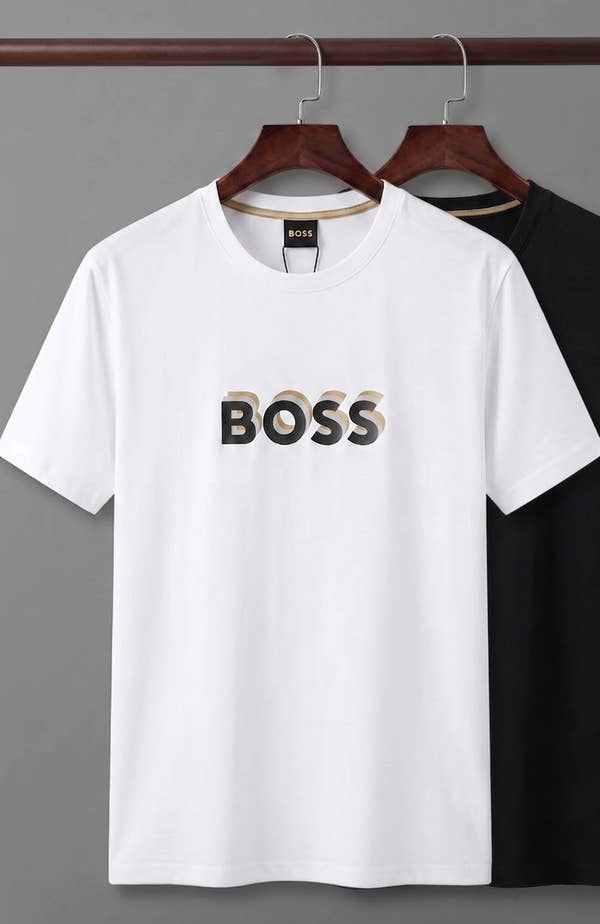 Casual Crew Neck Tee with Graphic Design